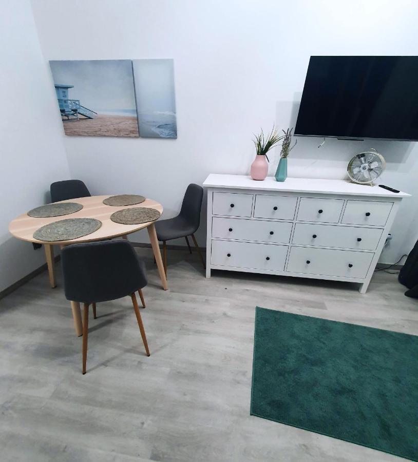Gdynia Glowna Apartments Bagian luar foto