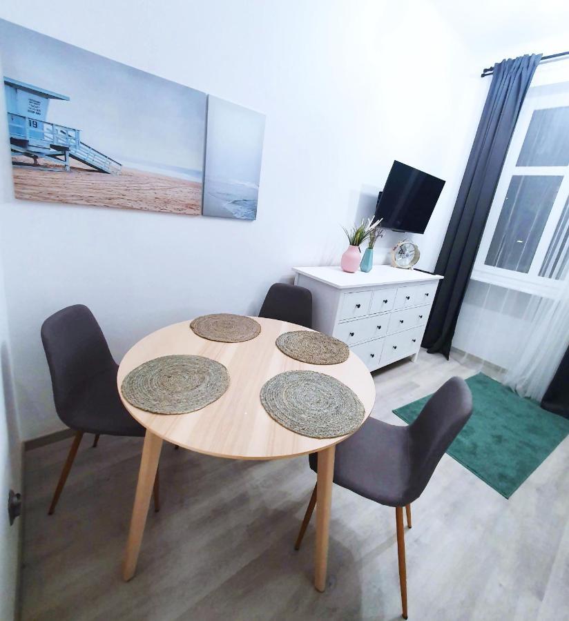 Gdynia Glowna Apartments Bagian luar foto