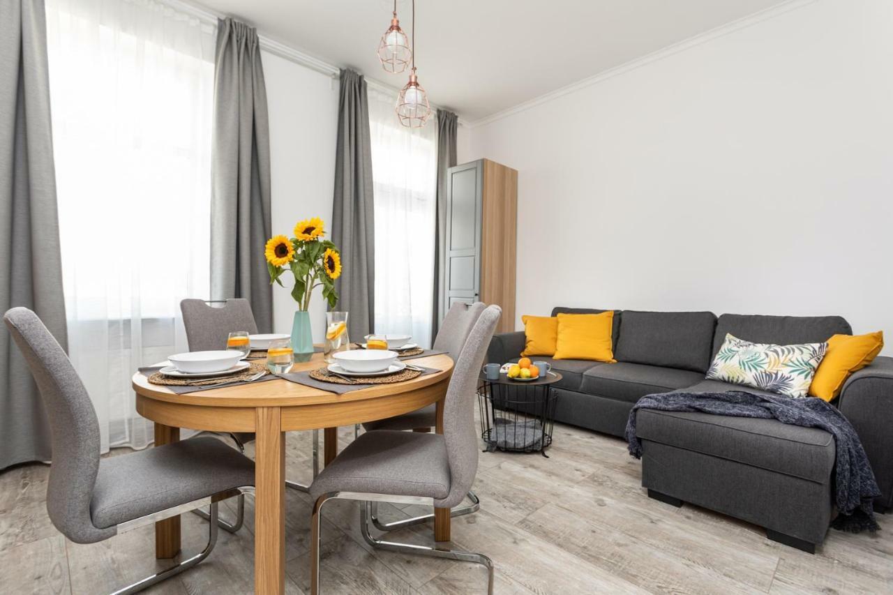 Gdynia Glowna Apartments Bagian luar foto
